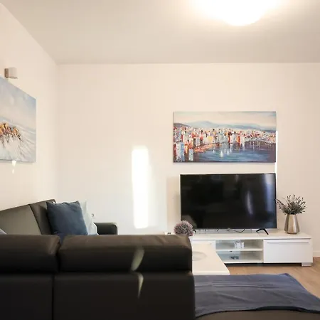 Апартаменты Mato 1 *